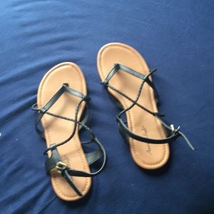 American Eagle sandals size 8 1/2